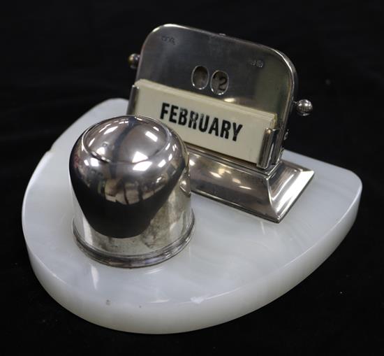 A George V silver and onyx combination perpetual calendar and inkwell, 5in.